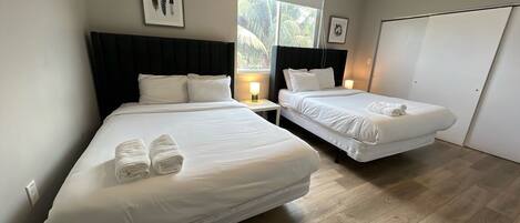 3 soverom, skrivebord, strykejern/-brett og wi-fi