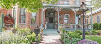 Boonville Luxury Lodging