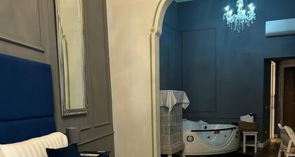 Elegant Suite in the Historic Heart of Lavis - Palace of 1472