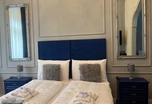 Elegant Suite in the Historic Heart of Lavis - Palace of 1472