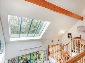 Unclassified image, 2 of 39, button - Ptarmigan Cottage-UKC5518 (Boat of Garten)