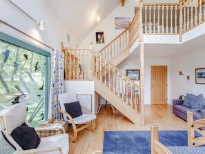 Unclassified image, 5 of 39, button - Ptarmigan Cottage-UKC5518 (Boat of Garten)