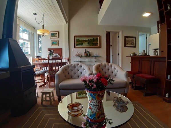 Interior - Agradável Apartamento 2quartos Próximo ao Lago Negro a 4min do Centro (Gramado)