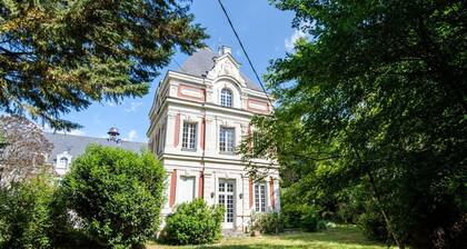Castle life at Saint-Benoît-la-Forêt