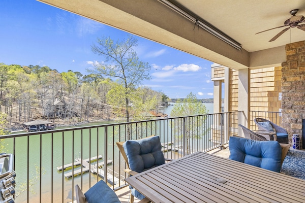 Beautiful water front views of Lake Martin.