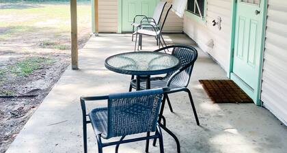 Poolside Escape Near Beaches, Golf, Wharf & Sportsplex! Extended Stays Save 30%!