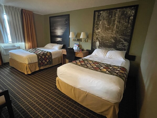 Escritorio, wifi gratis y ropa de cama