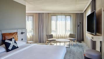 Familienzimmer, 1 Queen-Bett und Schlafsofa | Allergikerbettwaren, Schreibtisch, laptopgeeigneter Arbeitsplatz