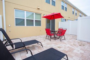 Terrace/patio - 5146 Amazing Townhome 4bd/3.5bth Near Disney Parks (Kissimmee)