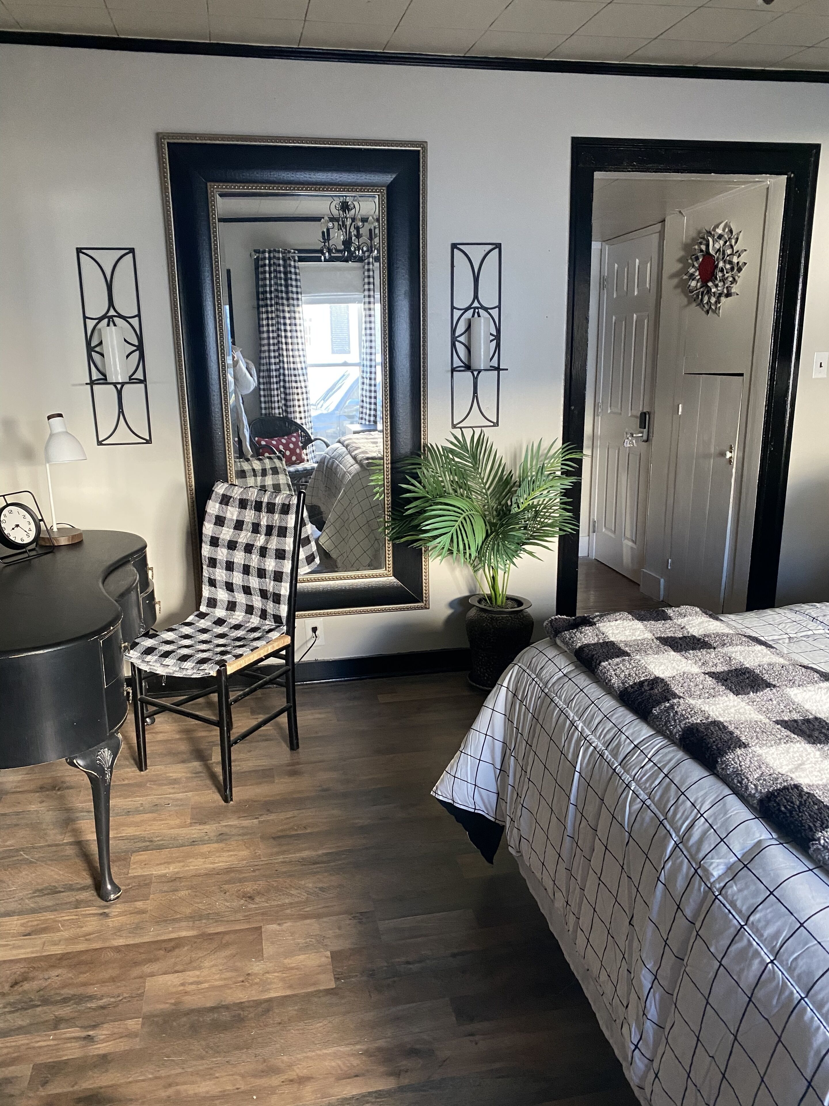 Marilyn Apartment with designated work space-CNU/smoky mountains/ Cherokee Lake
