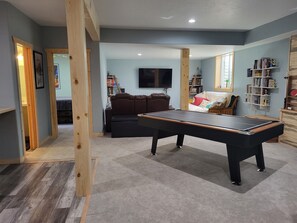 Game room - 4th of July vacation home (Granby)
