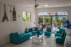 Family Cabin, 3 Bedrooms, Private Pool, Lagoon View | Down comforters, free WiFi, bed sheets - Hotel Casa Caracol Bacalar Lagoon (Bacalar)