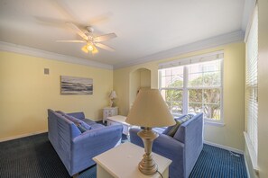 TV - 3013 Beautiful Condo 2bd/2bth Close to Disney (Kissimmee)