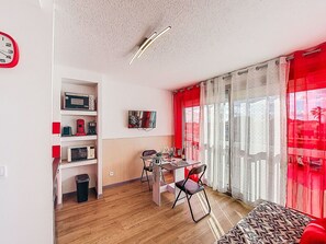 1 habitación, cuna de viaje, wifi y ropa de cama 
