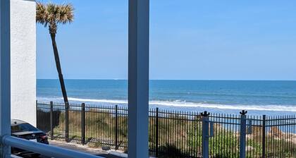 Beautiful direct ocean front beach access condo