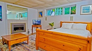 Schreibtisch, kostenloses WLAN, Bettwäsche