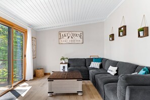Smart TV, fireplace, table tennis, books