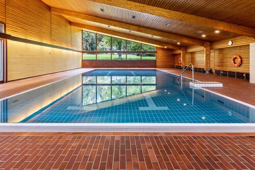 Ferienwohnung "Fetscher 2" mit Seeblick, Pool, Sauna & Wi-Fi