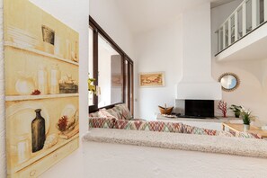 Interior - Il Vecchio Faro Dalia 6 50m From The Sea, Porto San Paolo, Italy (Porto San Paolo)