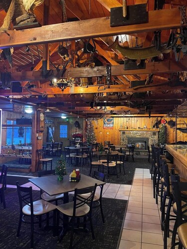 Gresham Shores - Dancin' Bobber - PET FRIENDLY