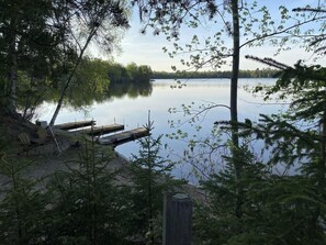 Shower, towels - Gresham Shores - Dancin' Bobber - PET FRIENDLY (Lac Du Flambeau)