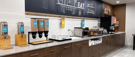 Free daily buffet breakfast