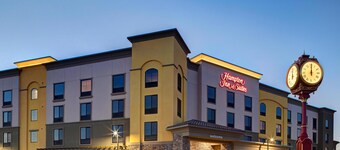Hampton Inn & Suites Marina