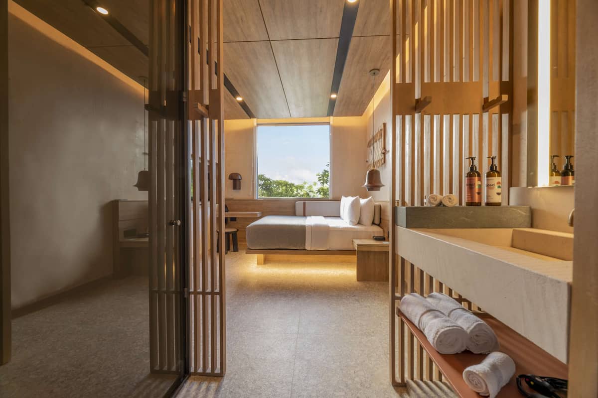Luxe beddengoed, een kluis op de kamer, individueel gedecoreerd