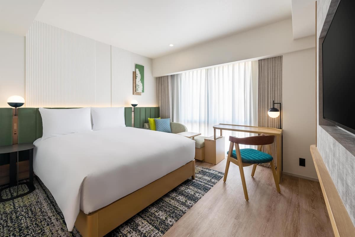 Superior Room, 1 Queen Bed | Down comforters, in-room safe, desk, laptop workspace