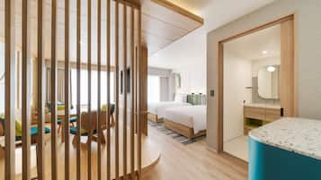 Couette en duvet d'oie, coffres-forts dans les chambres, bureau