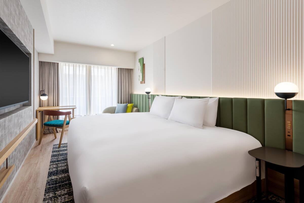 Kamar Superior, 1 Tempat Tidur King | Selimut bulu angsa, brankas, meja kerja, dan ruang kerja ramah laptop