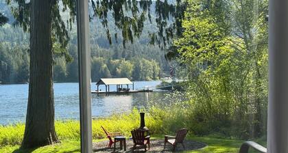 West House! A beautiful lake front home with hot tub and dock.