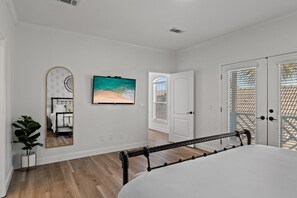 5 Schlafzimmer, Bügeleisen/Bügelbrett, Reisekinderbett, kostenloses WLAN