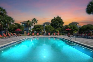 Beheizter Pool