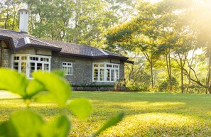 Área de parrillas y picnic