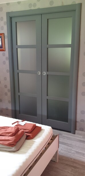 1 bedroom, WiFi, bed sheets - Apartment with garden and wooden terrace (Plouezoc'h)