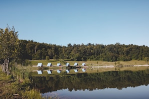 Exterior - Glamplyfe in Cambridge: RV Site #3 (Cambridge)