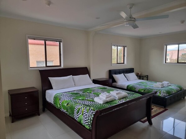 2 bedrooms, iron/ironing board, free WiFi, bed sheets