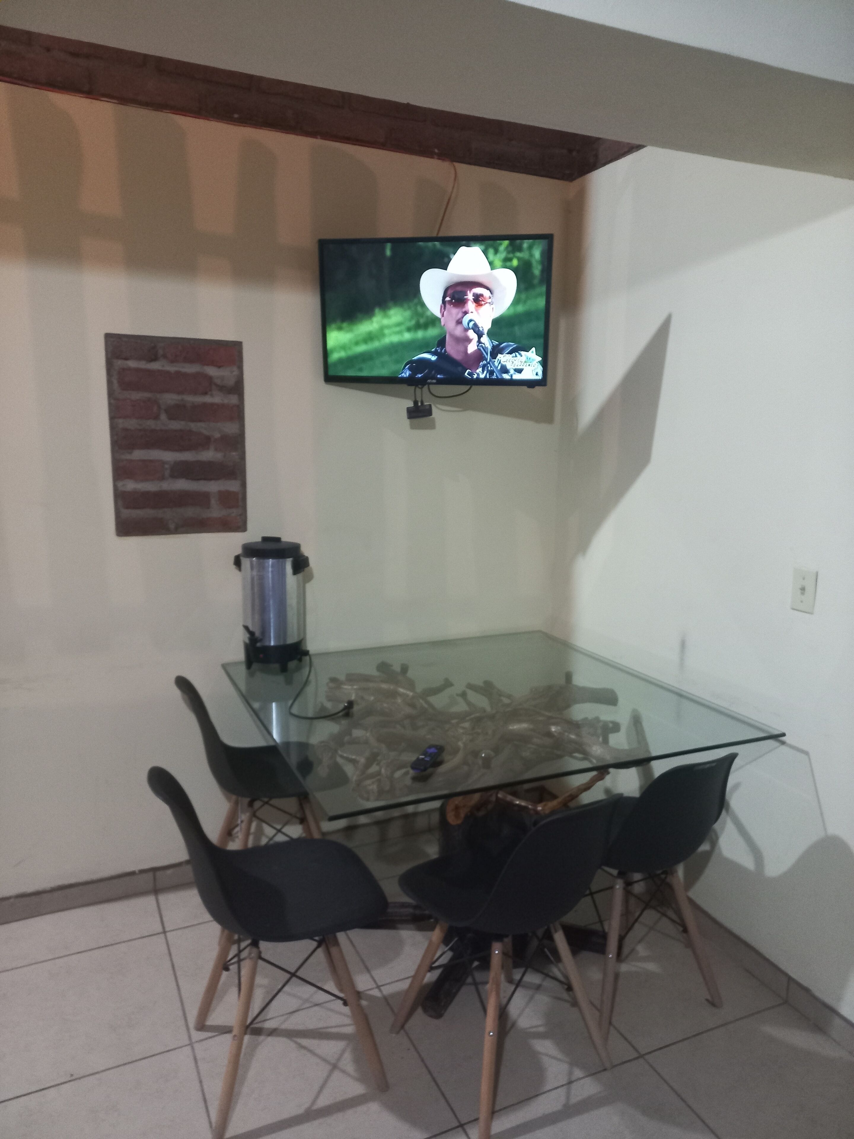 Family Cabin | Free WiFi, bed sheets