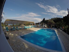 Piscine extérieure