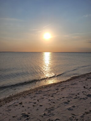 Liegestühle, Strandtücher