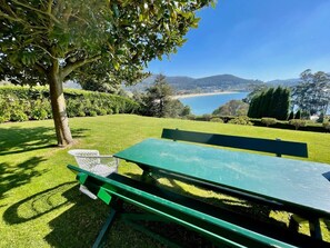 Outdoor dining - The Cliffs - Bungaleiro de Area (Viveiro)