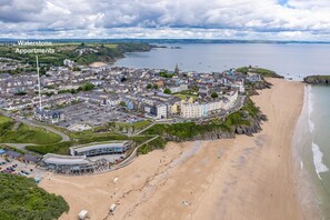 2 bedrooms, WiFi - Apartment 10 Waterstone House - Luxury Apartment With Sea Views (Tenby)