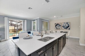 Interior - New Listing! Storey Lake Resort, 6mi to Disney & 11mi to Universal - FS355260 (Kissimmee)