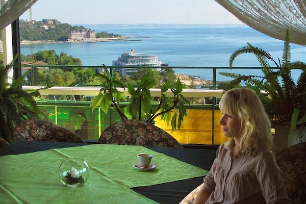 Bar (a l'allotjament)