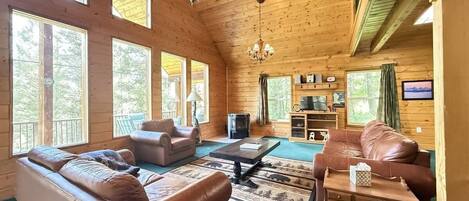 Televisión, chimenea, oficina