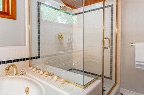 Baignoire, serviettes fournies