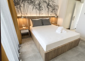 Minibar, in-room safe, free WiFi, bed sheets