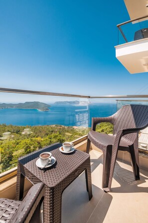 Literie de qualité supérieure, matelas Select Comfort, minibar, bureau