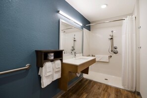 Desk, free WiFi, bed sheets - Woodspring Suites Panama City Beach (Panama City Beach)